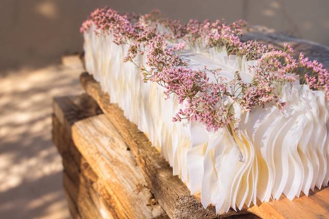 Table cake