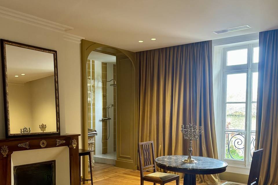 Suite Empire