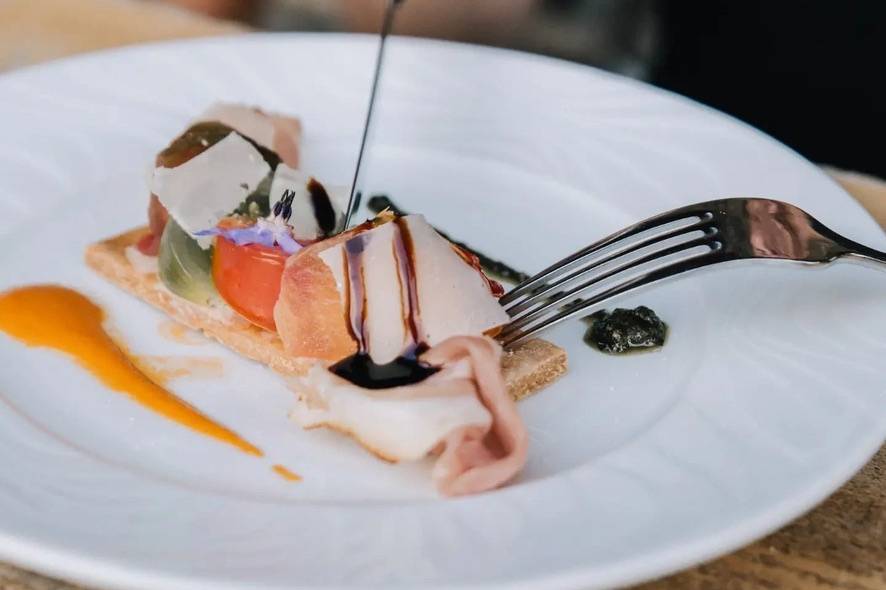 Entrèe de repas de mariage