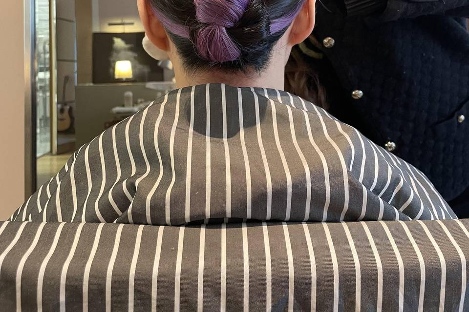 Chignon avec couleurs