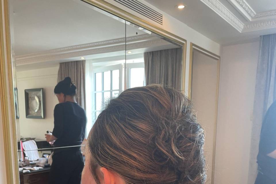 Chignon banane cheveux court