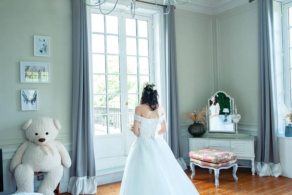 Préparatifs de la mariée