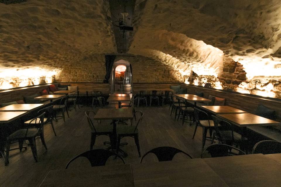 Salle du Caveau au sous-sol