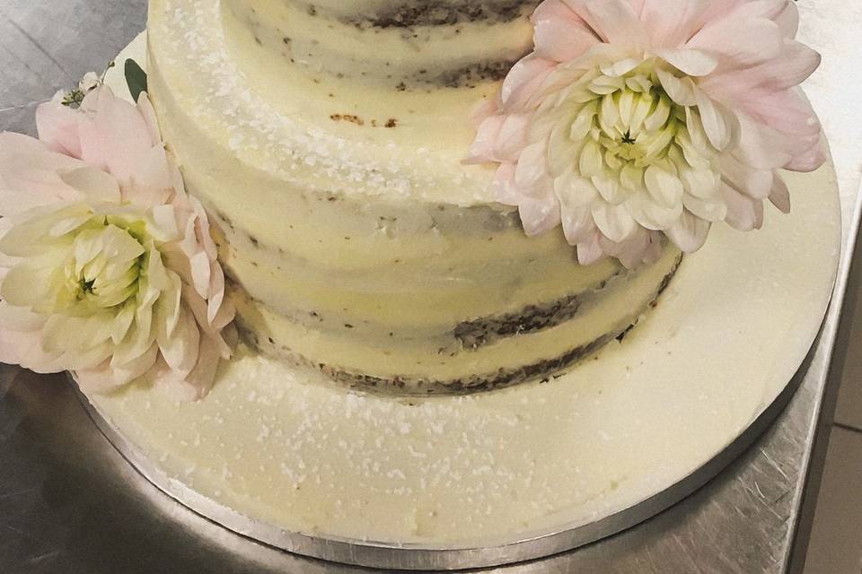 Naked cake