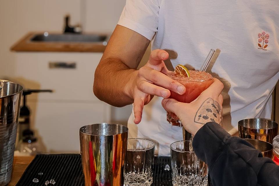 Un cocktail et un sourire