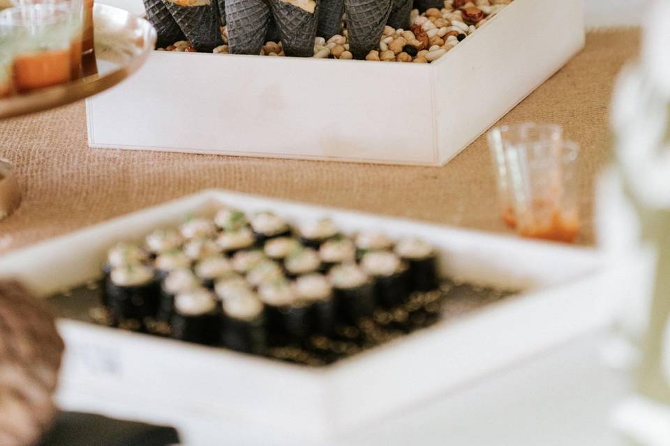 detail_amuse_bouche_cones_noirs