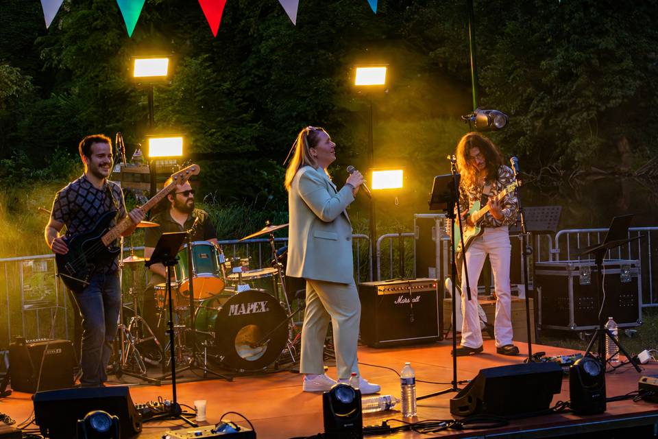 Decibels Live
