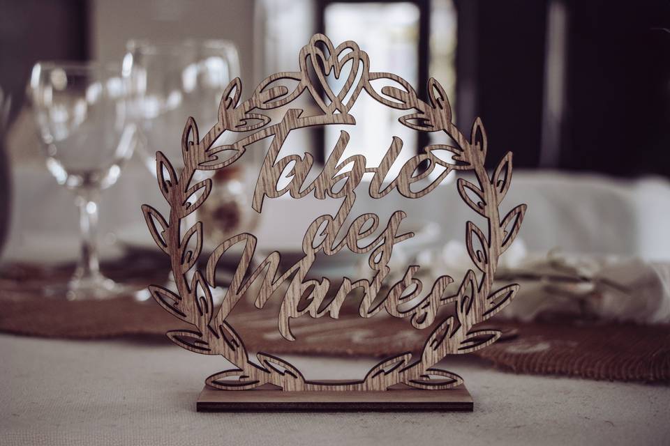 Table des mariés M & V