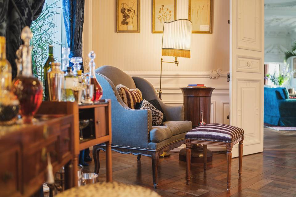 Petit Salon