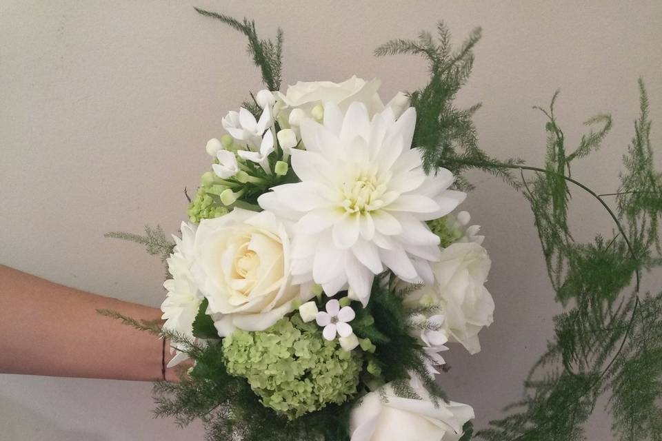 Bouquet de mariée avec chute