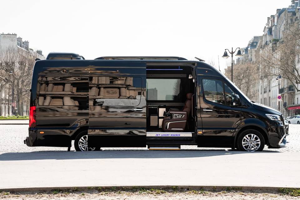 Minibus cote droit