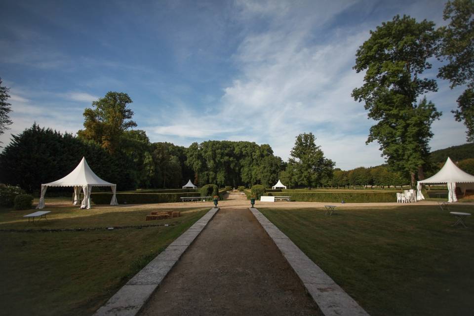 Cocktail dans les jardins