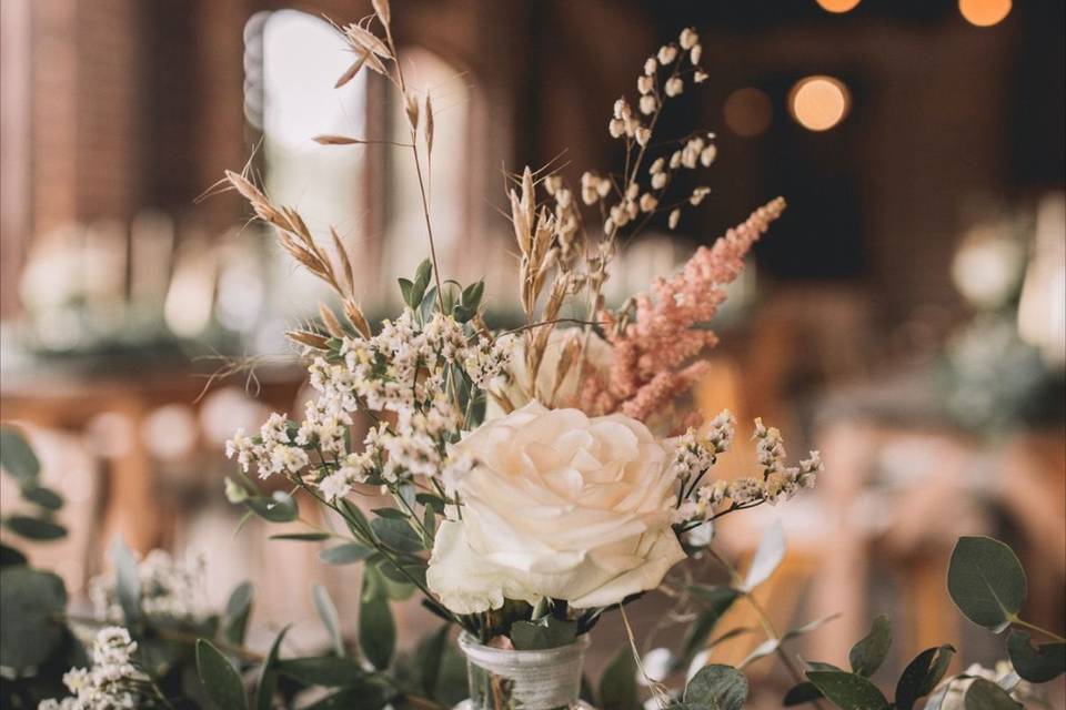 Bouquet table