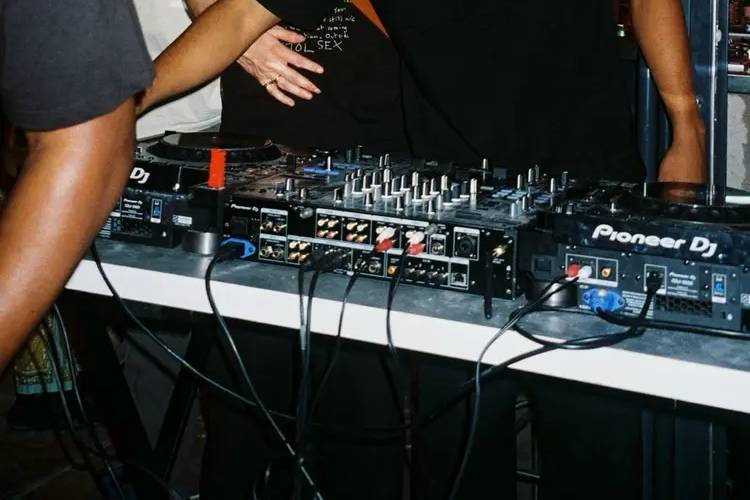 Notre DJ Bryan