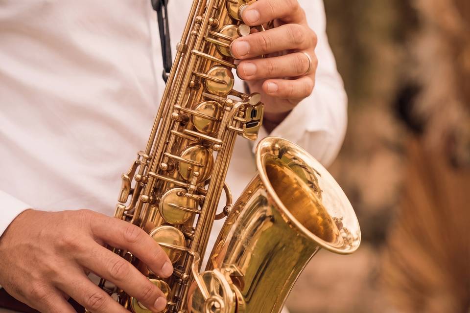 SAXOPHONE
