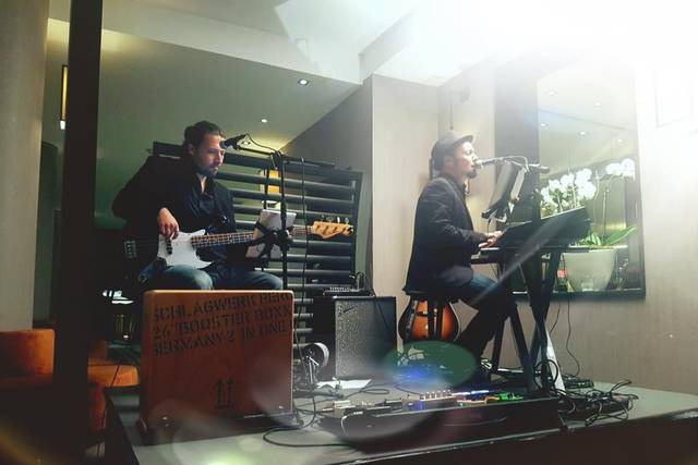 Piano, guitare, basse perçu