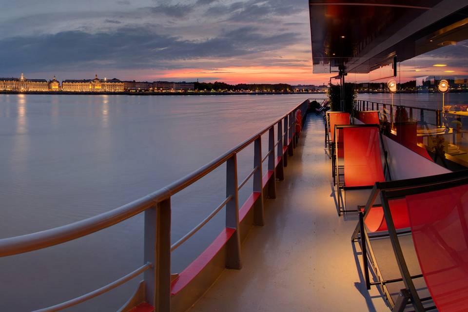 Les Bateaux Bordelais