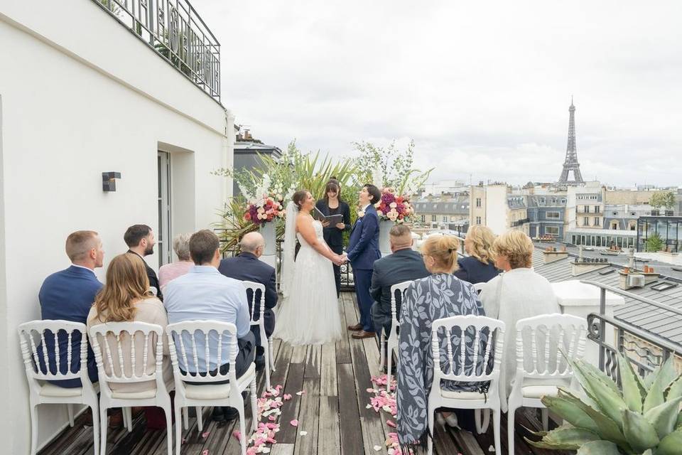 The Paris Officiant