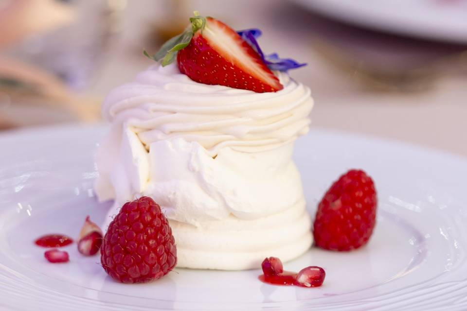 Vacherin à la fraise givrée