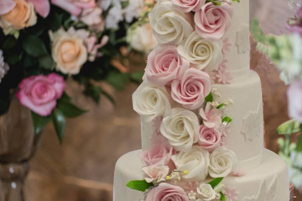 Mariage gâteau rose