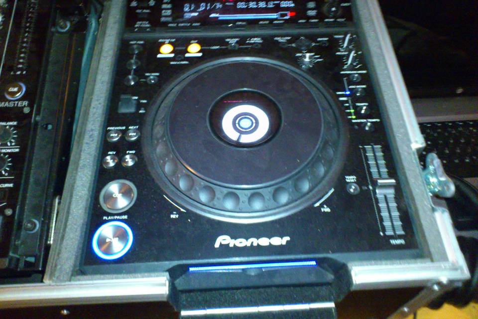DJ 71