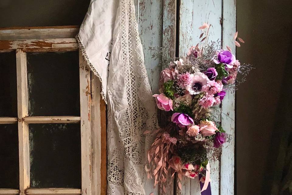 Bouquet de mariée en cascade