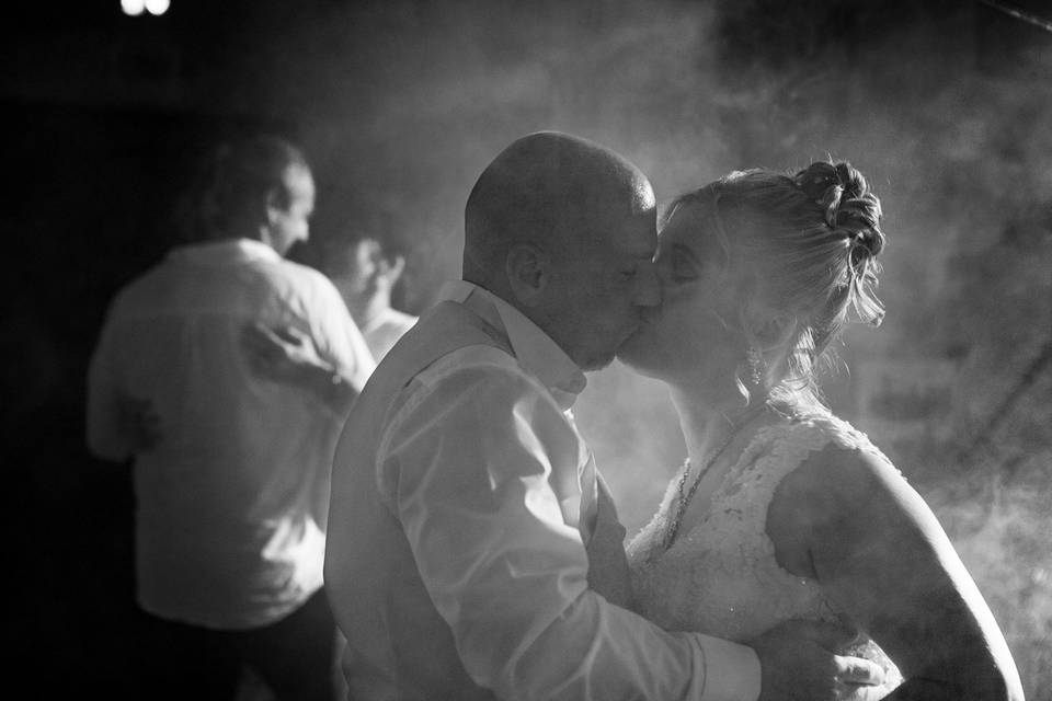 Baiser dans la brume