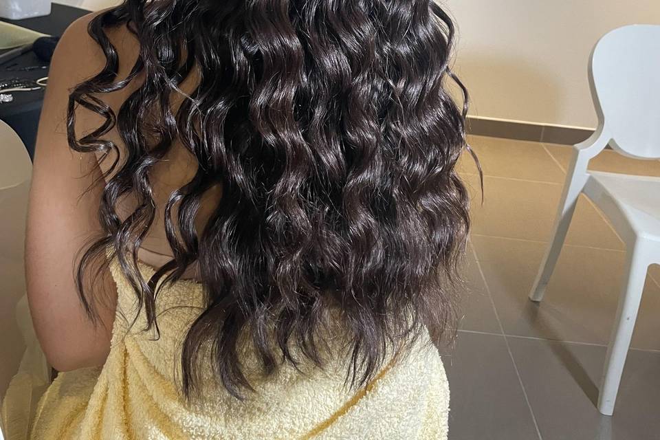 Coiffure wavy