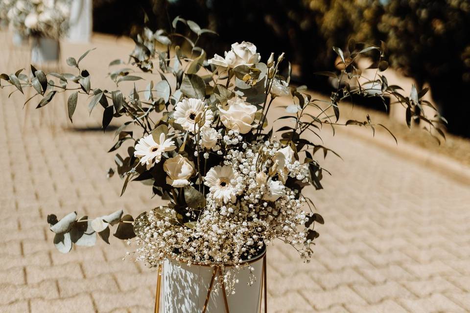Allée de fleurs
