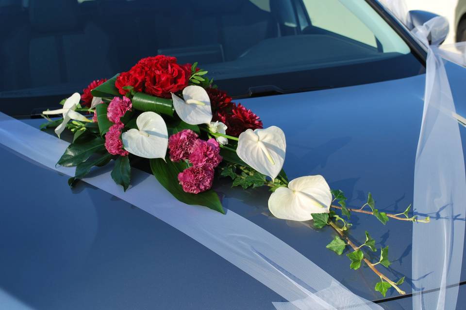 Voiture fleurie mariage