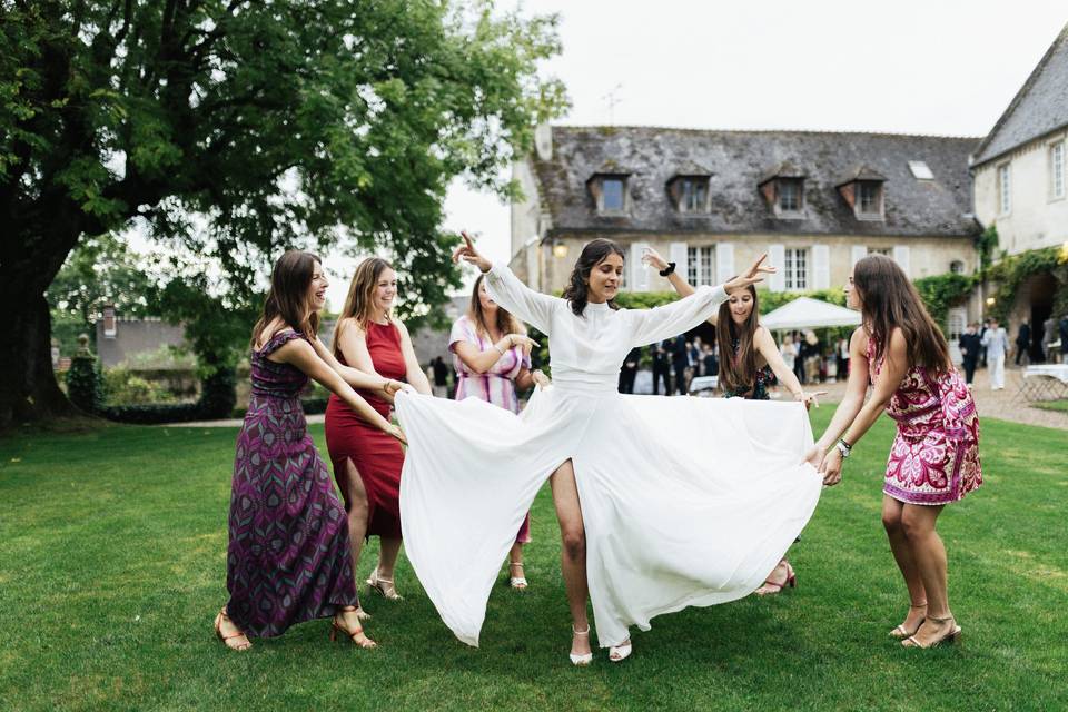 Danse avec les témoins