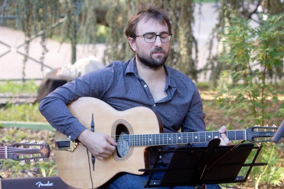 Thibault, Guitariste