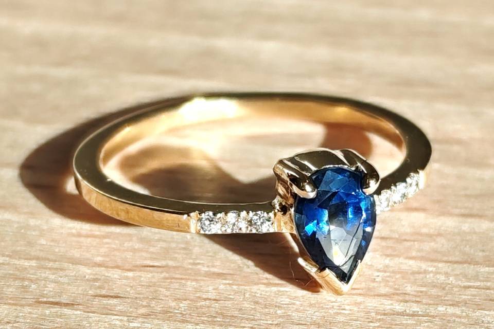 Bague Saphir /diamants