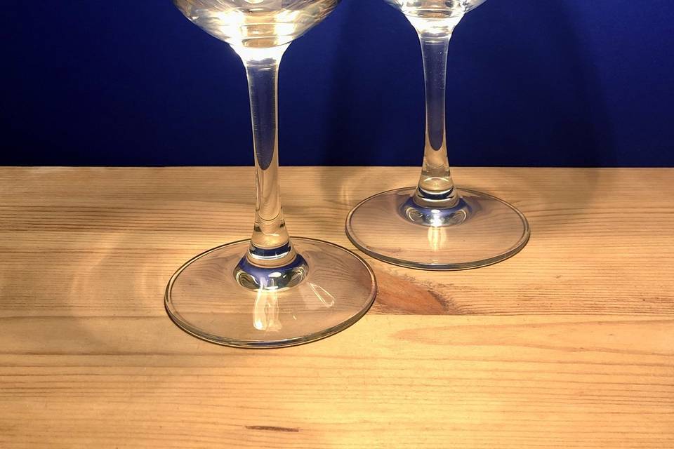 Verres initiales entrelacées