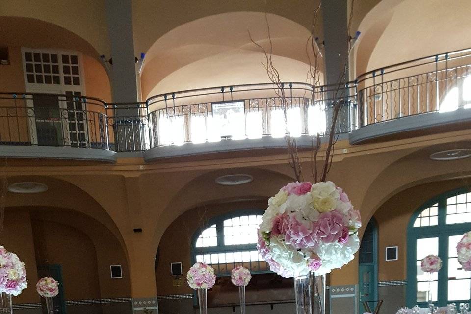 Centre de table boule de rose