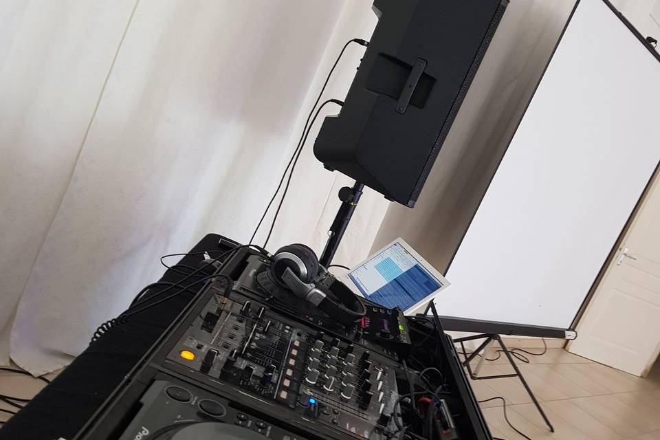 Mangek DJ mariage Aubenas