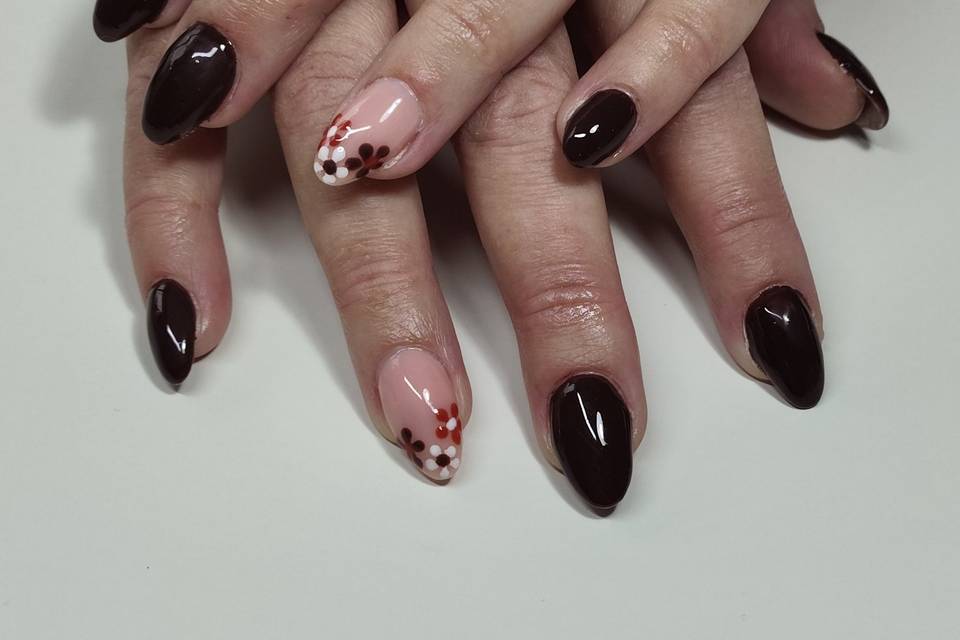 Nail art fleurs