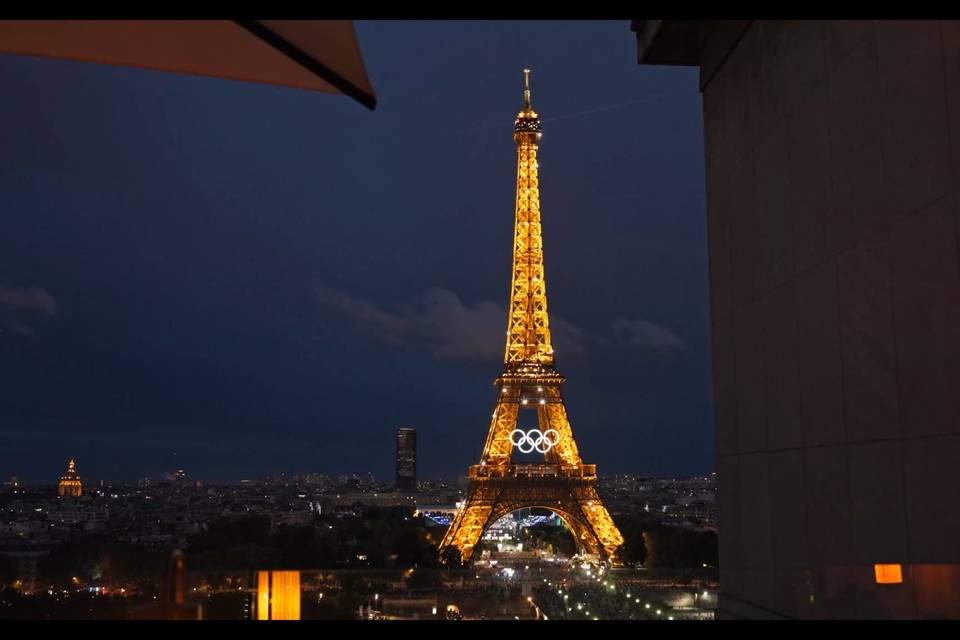 Mariage sur les toits de Paris
