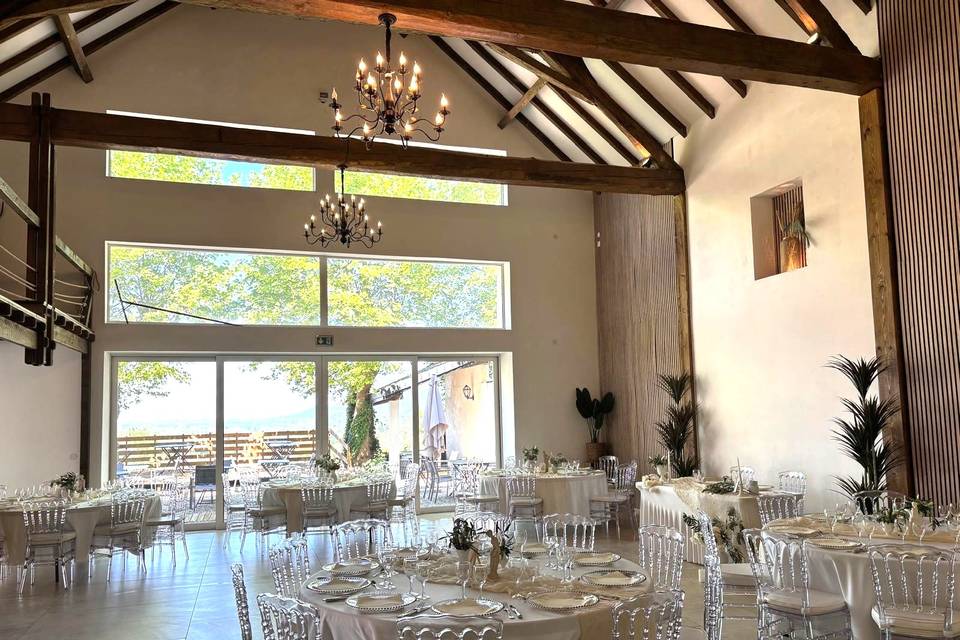 Salle de L'Aralia