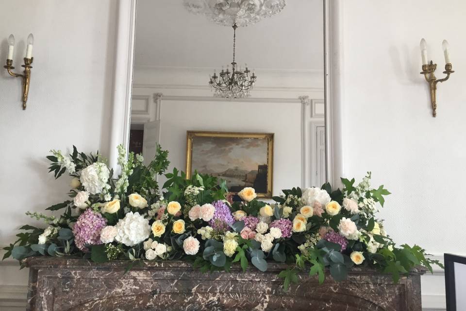 Une cheminée en fleurs