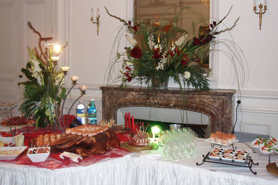 Cocktail dans le grand salon