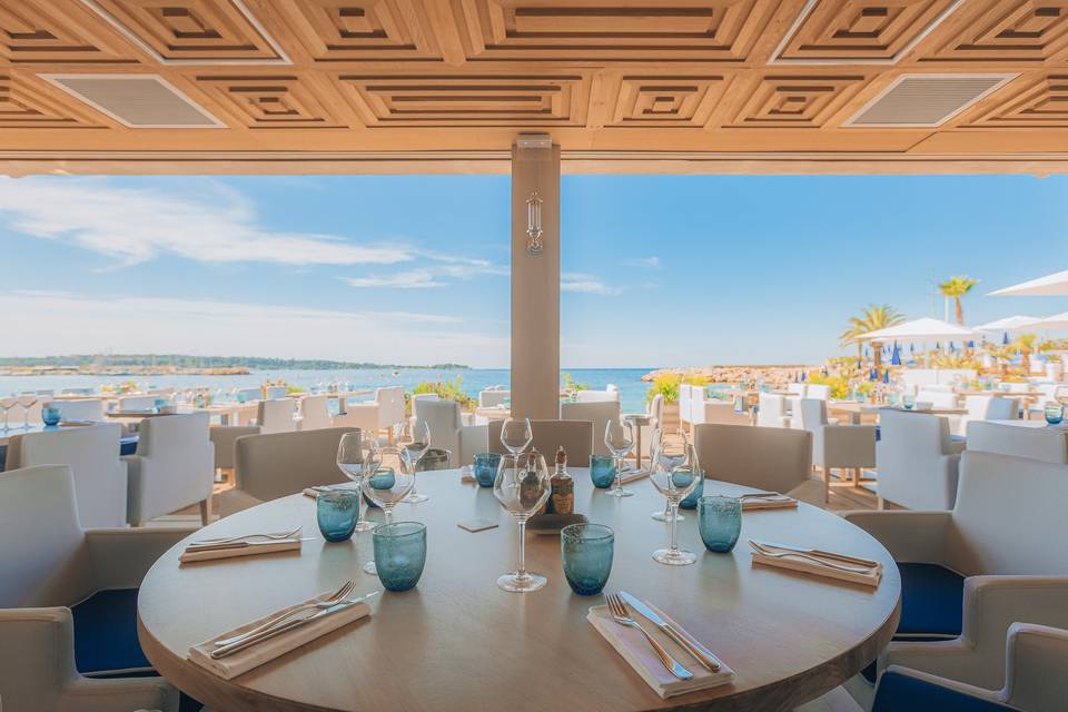 Restaurant Ecrin Plage Cannes
