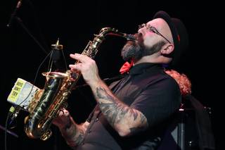 Julio & Sax
