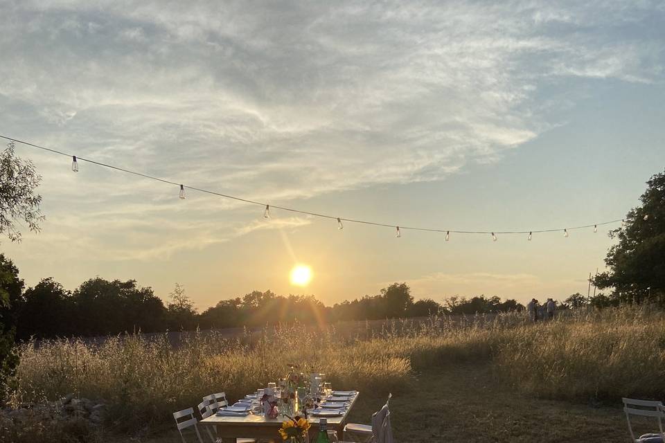 Table lavande soleil couchant