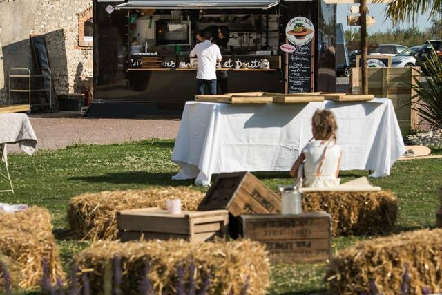 Ambiance foodtruck mariage