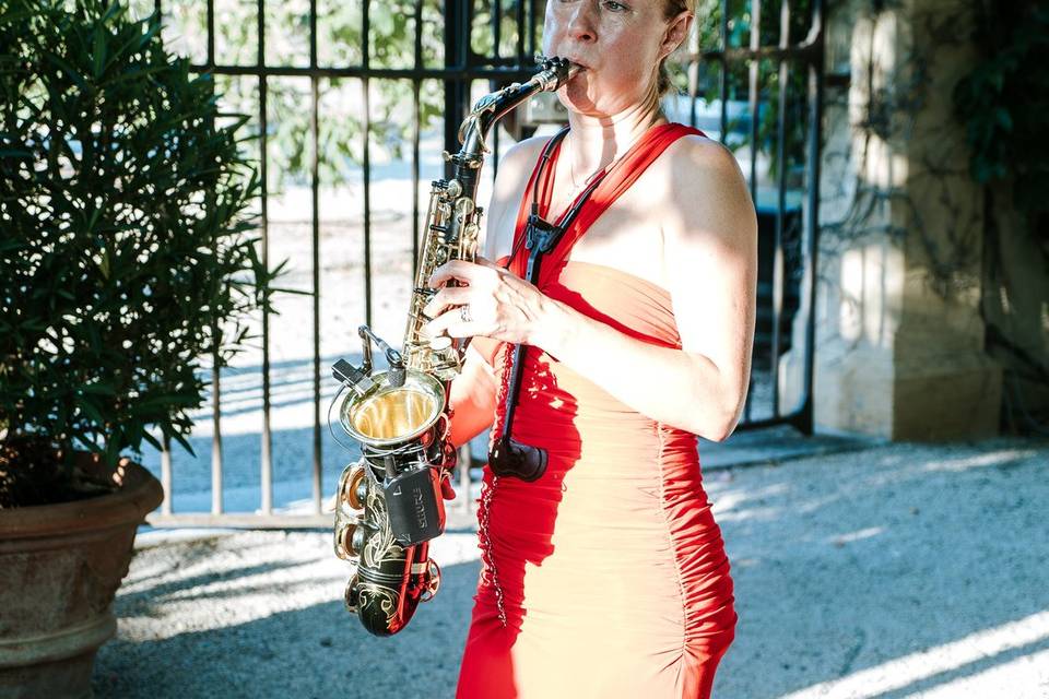 Elena (la saxophoniste)