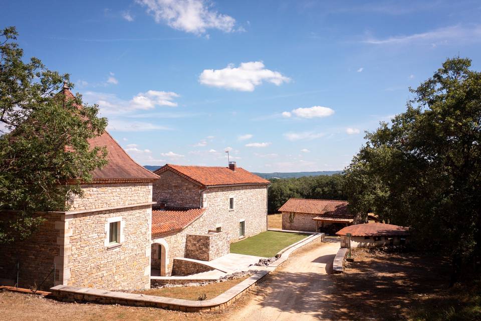 Entrée du Mas Domaine de Sourb