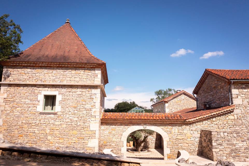 Entrée du Mas Domaine de Sourb