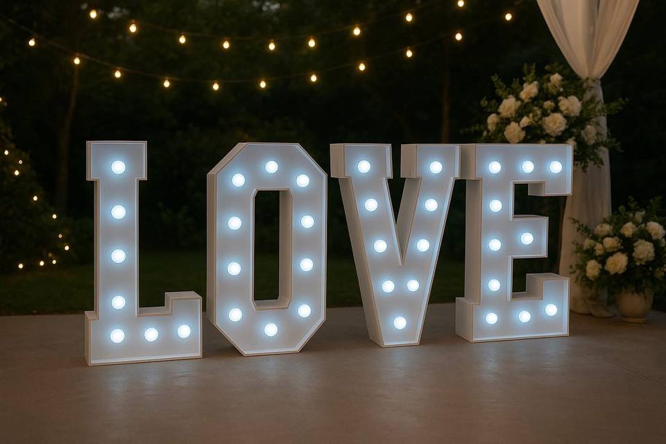 Lettre géante love