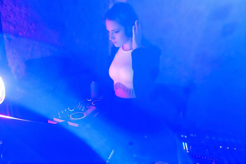 DJ Angeli'na